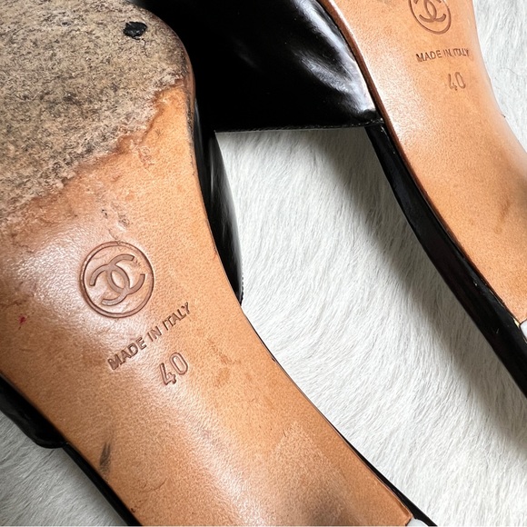 Chanel Mules Heels 39 / 6 CC Logo Monogram Black White Open Toe Sandals Vintage - Picture 4 of 11